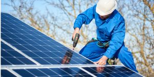 Installation Maintenance Panneaux Solaires Photovoltaïques à Allain